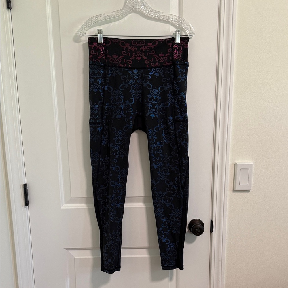 Anna Crowned Athletics Patterned Leggings